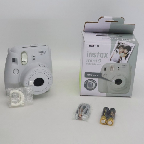 Analogová kamera Fujifilm instax Mini 9