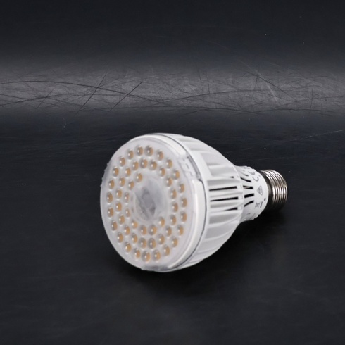 LED žárovka Sansi C23ZW005 pro rostliny