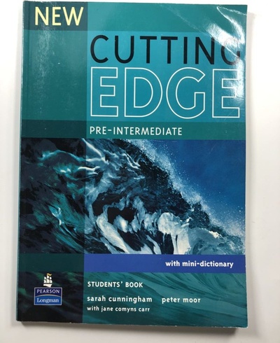 New Cutting Edge Pre-Intermediate Students´ Book