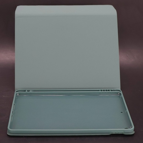 Puzdro s klávesnicou pre iPad 9/8/7 generácie (2021/2020/2019) 10,2 palca, mäkká TPU zadná strana s