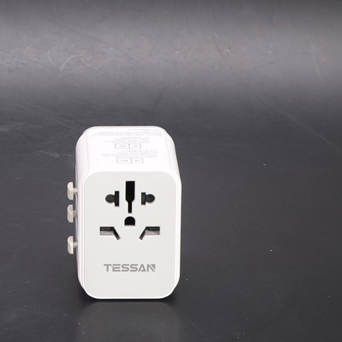 Cestovný adaptér Tessan HU-XI-20