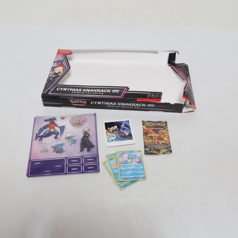 Kartová hra Pokémon Trading: Premium Collection Cynthia Garchomp-ex (3 holografické karty a 6