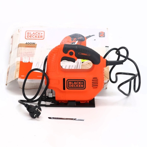 Přímočará pila Black + Decker KS501