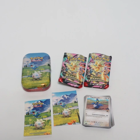 Pokémon: Mega Evolution Mini Tin – Transcendent Heroes – Togepi a Kaiminus (1 bočná samolepka, 1