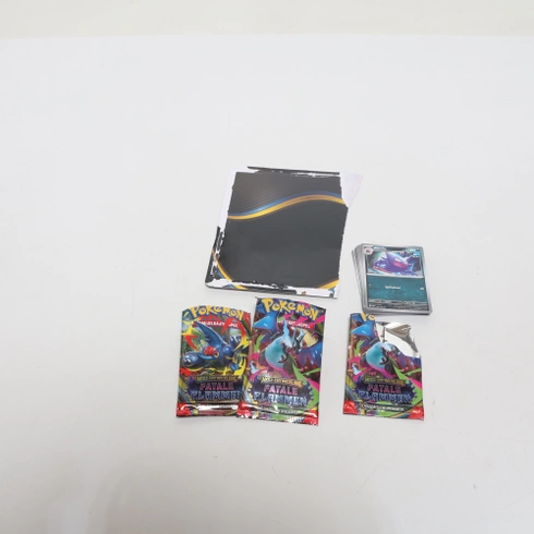 Kartová hra Pokémon Trading: 3-Pack Mega Evolution – Fatal Flames: Sneasel (1 holografická promo