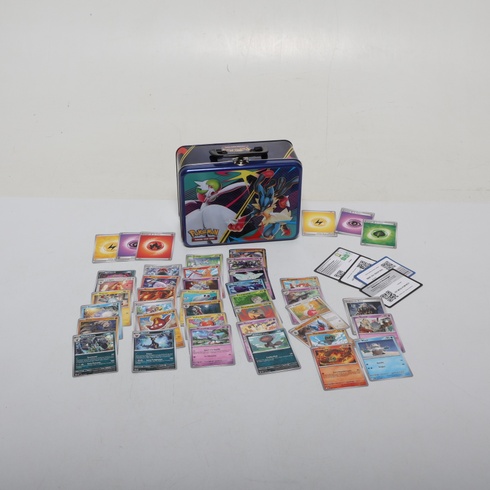 Zberateľské karty Pokémon s kufríkom