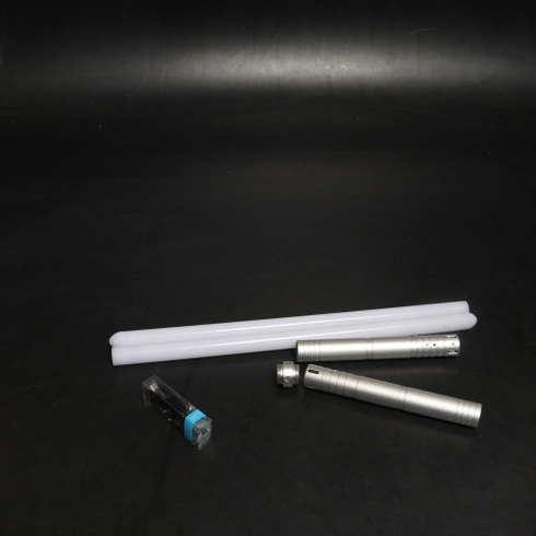 Svetelný meč pre deti, svetelný meč s nabíjaním cez USB-C, RGB 15 farieb 2 v 1 svetelný meč,