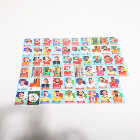 Samolepky Panini Majstrovstvá sveta vo futbale 2026 - Blistrové balenie s 8 puzdrami, sada viac kusov.