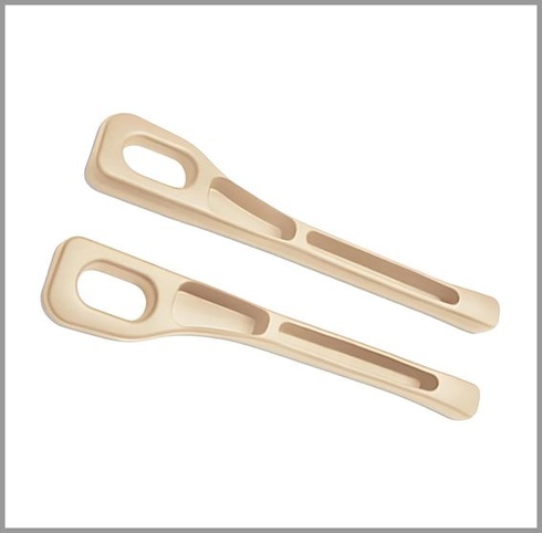 Háčiky na autosedačku, 6 cm x 3,5 cm, 2 kusy, čierne, PU materiál, univerzálny úchyt na autosedačku