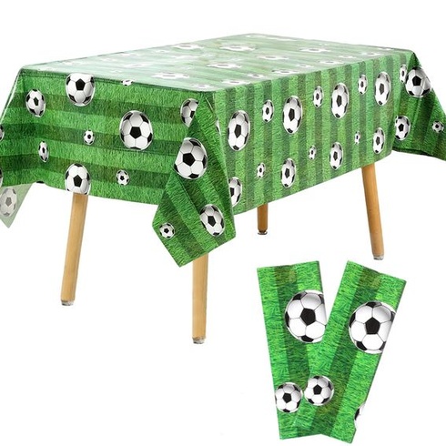 2 obrusy na futbalový stôl, 137x274cm, zelené, pre narodeninové oslavy