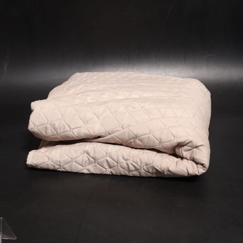 Prošívaný přehoz Blumtal 200x220 cm - přehoz na postel velikosti queen s certifikací OEKO-TEX -