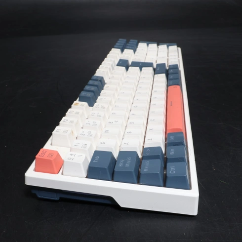 Mechanická herní klávesnice Redragon K668 RGB, drátová, 105 + 4 kláves, červené spínače, hot-swap
