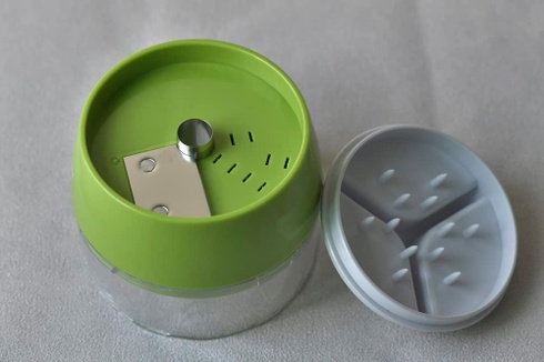 Krájač Elirivawet HK220 plast