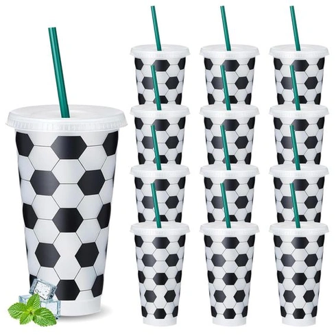 Yuragim 12dielna sada futbalových kelímkov 710ml/24oz, opakovane použiteľné plastové kelímky s viečkom