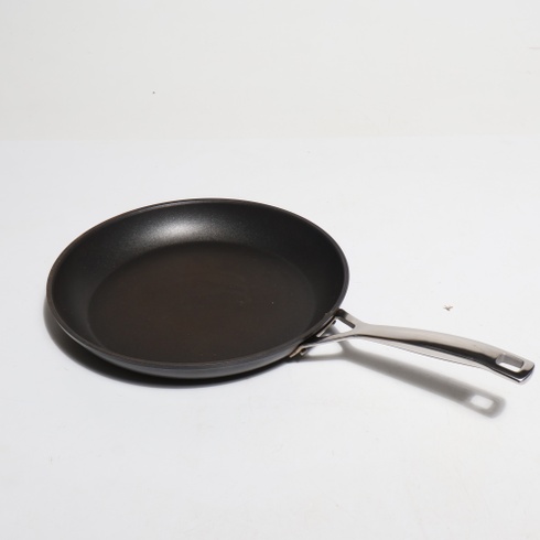 Univerzální pánev Le Creuset 30 cm
