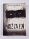 Muž za zdí