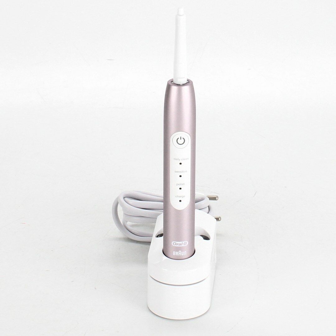 Elektrický zubní kartáček Oral-B 3747 růžový