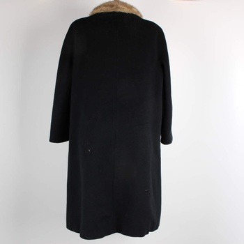 Dámský kabát odstín černé