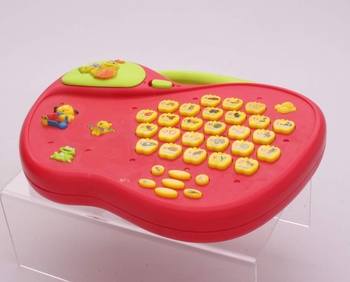 Počítač pro děti ve tvaru jablka