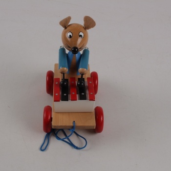 Dřevěná myš bubnující na provázku