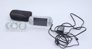 Herní konzole Sony PlayStation PSP-2004, stříbrná