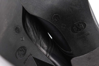 Dámské boty na podpatku Gianni Gregori černé