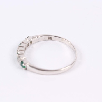 Dámský prsten s bílými a zelenými kamínky