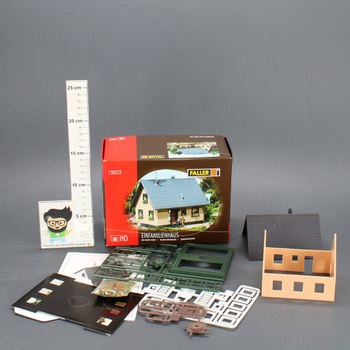 Model domu Faller 130223 Dvoupatrový dům