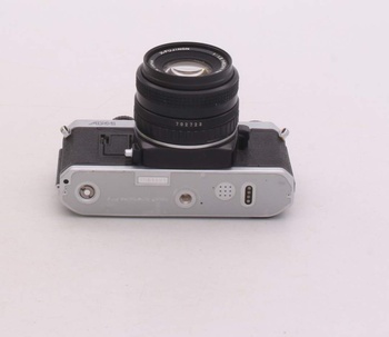 Historický fotoaparát Fujica AX-1