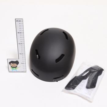 Cyklistická helma Giro černá