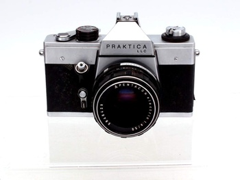 Historický fotoaparát Praktica LLC