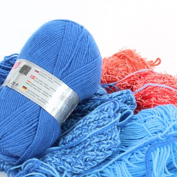 Vlny na pletení Sportimo modré a bílé barvy