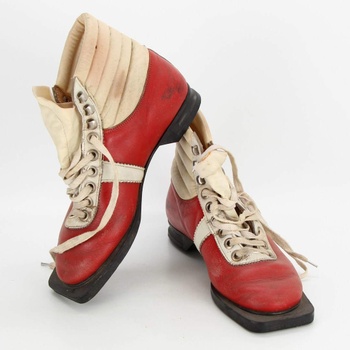 Běžkařské koženkové boty červené