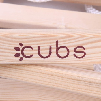 Houpačka dřevěná na zavěšení Cubs