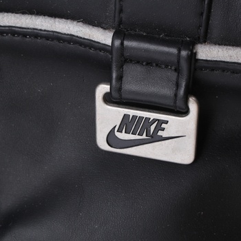 Sportovní taška Nike černé barvy