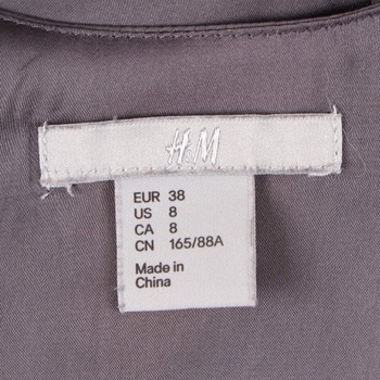 Dámský top H&M šedý s ozdobou na rameni