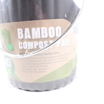 Domácí bambusový kompostér