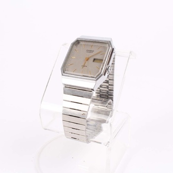 Dámské hodinky Casio stříbrné barvy