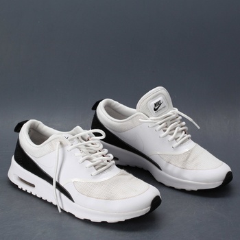 Dámské turistické boty Nike Air Max Thea 