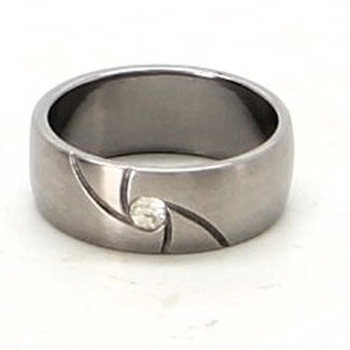 Ocelový prsten široký s kamínkem