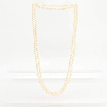 Dámský perlový náhrdelník