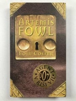 Artemis Fowl Pevná (2001)
