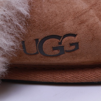 Teplé zimní dámské papuče UGG