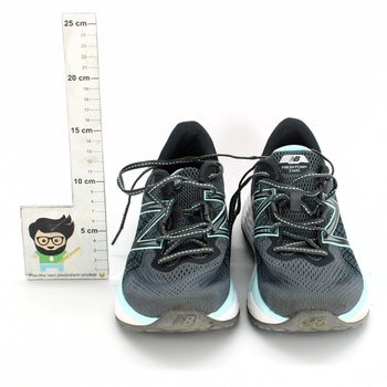 Dámské běžecké boty New Balance vel. 41 šedé