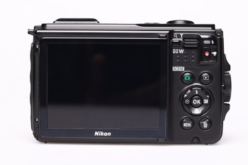 Fotoaparát Nikon Coolpix W300 kamufláž