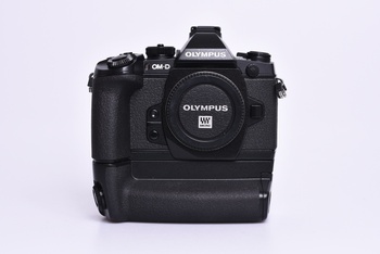 Fotoaparát Olympus OM-D E-M1 tělo 