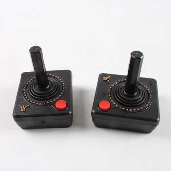 Historická herní konzole Atari Flashback 7