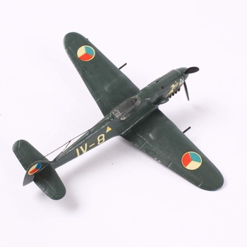 Model letadla IV-8 zelené barvy
