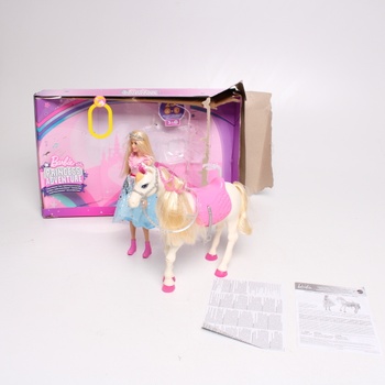 Postavička Barbie GYK64 s koněm