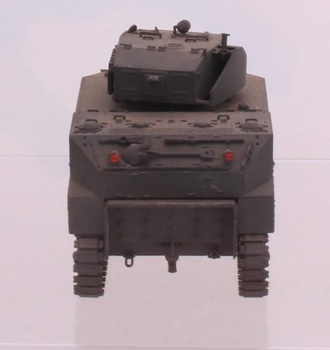 Model tanku v khaki barvě